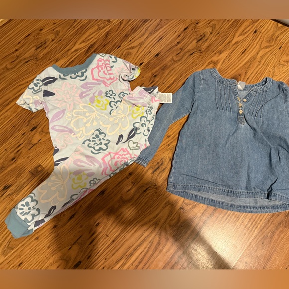 Girls bundle - Picture 4 of 6